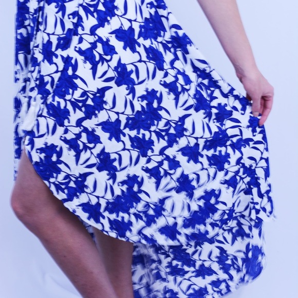 Aakaa Dress - Picture 3 of 3